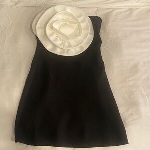 BRAND NEW STRAPLESS MINI DRESS